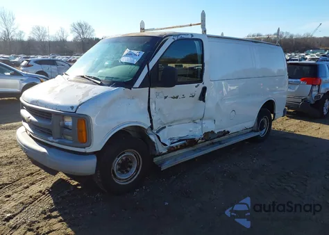 2001 Chevrolet Express from USA, damaged, VIN 1GCGG25R511245952